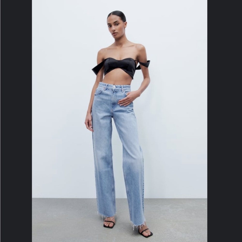 Zara light blue wide leg jeans US 2